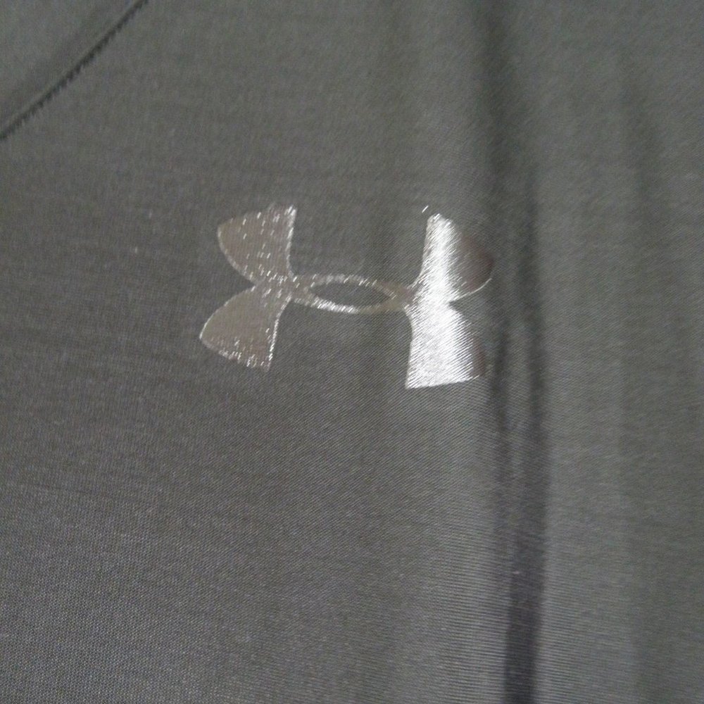 Under Armour compression sz L - Picture 5 of 7